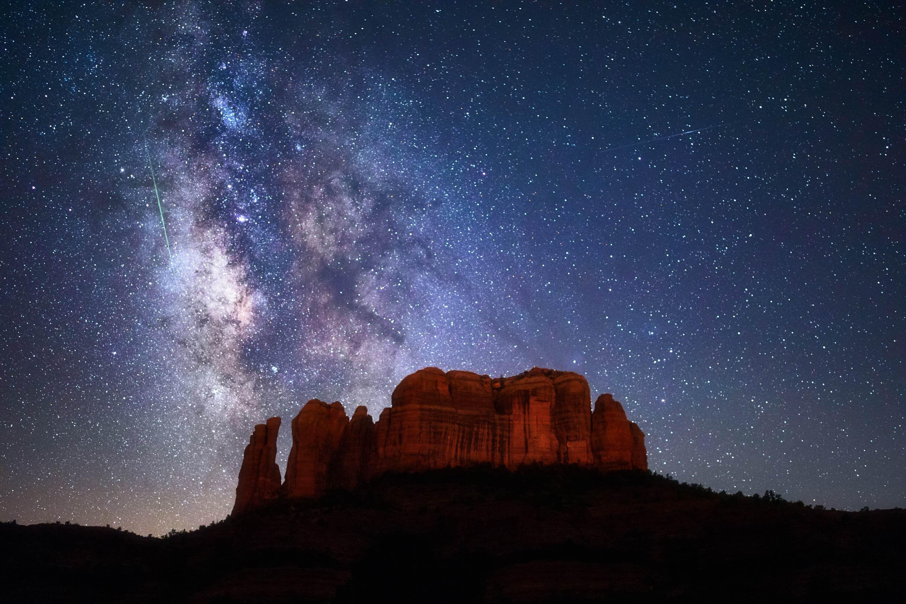 the stars come out above impressive rock formations in Big Park / Oak Creek