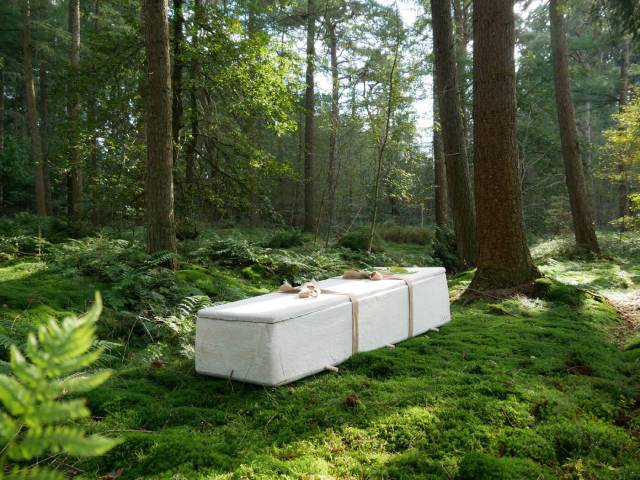 Mushroom coffin turns bodies into compost for less toxic burials
