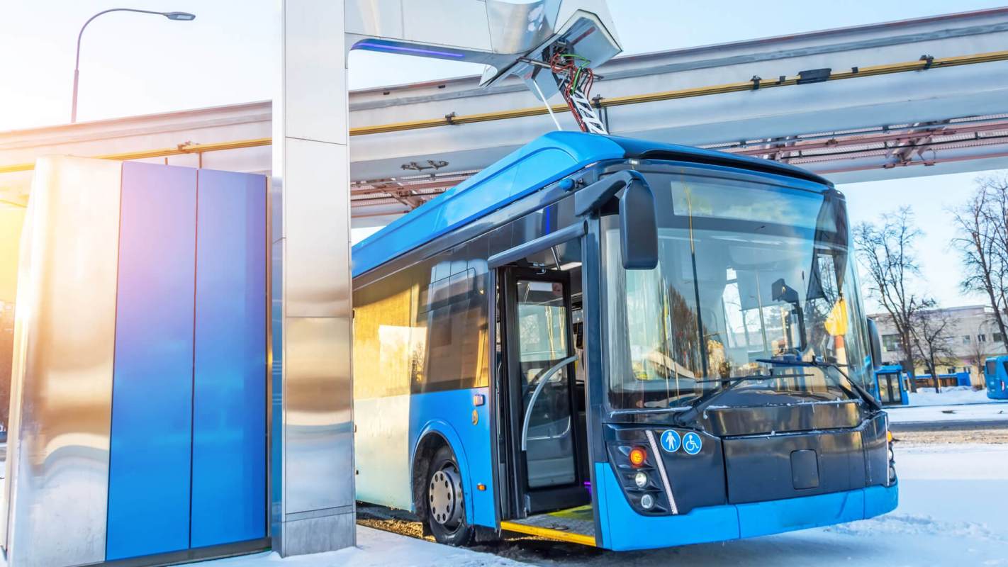 Electric buses can save cities up to $170,000