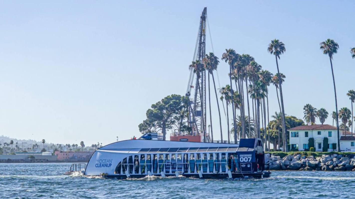 New Trash Interceptor in L.A. launched by the Ocean Cleanup