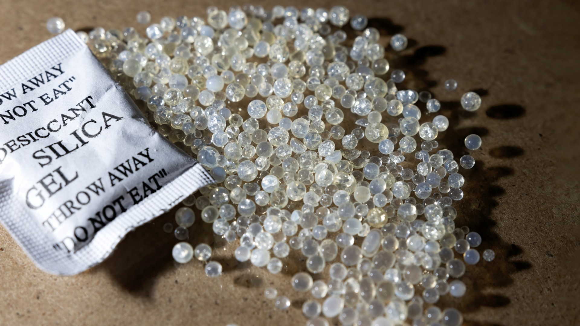 How to reuse silica gel packets in your everyday life