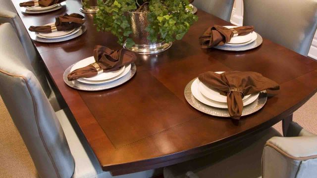 Drexel Dining room table