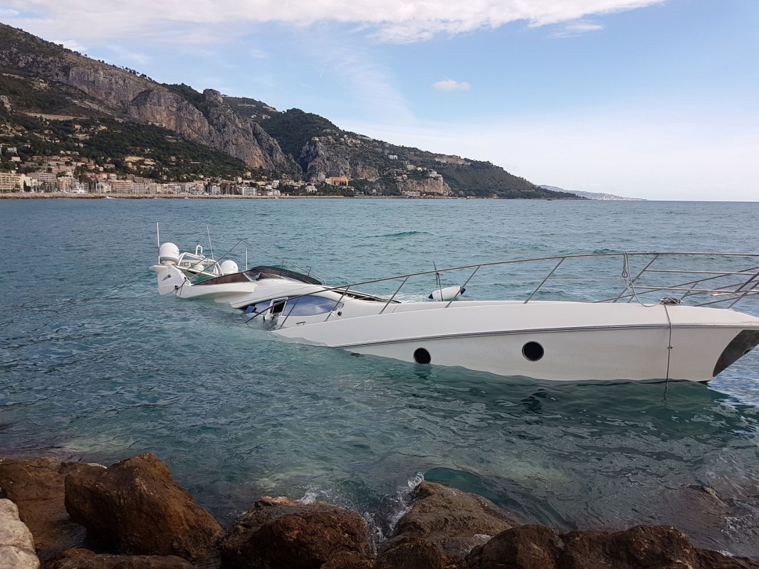 Nakoa luxury yacht crash