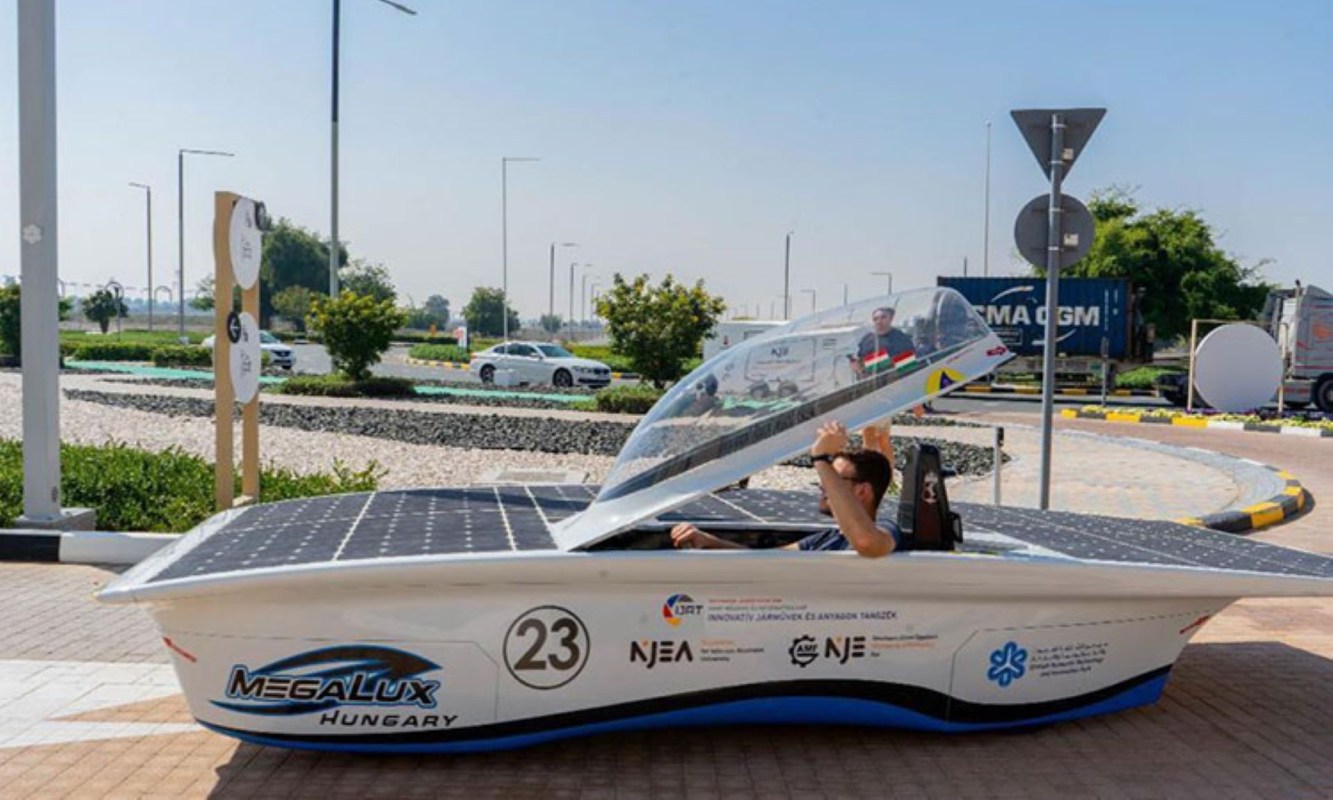 Megalux solar-powered car