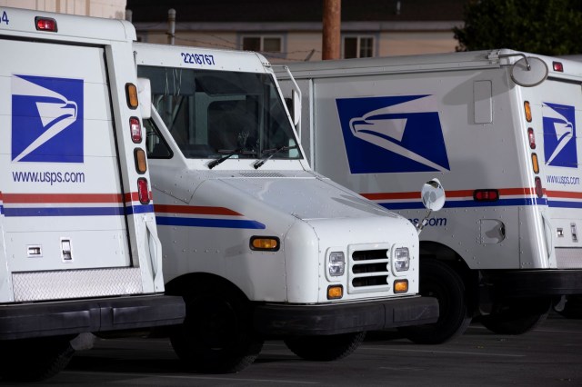 USPS, Delivery vehicles, Electric vehicles by the USPS