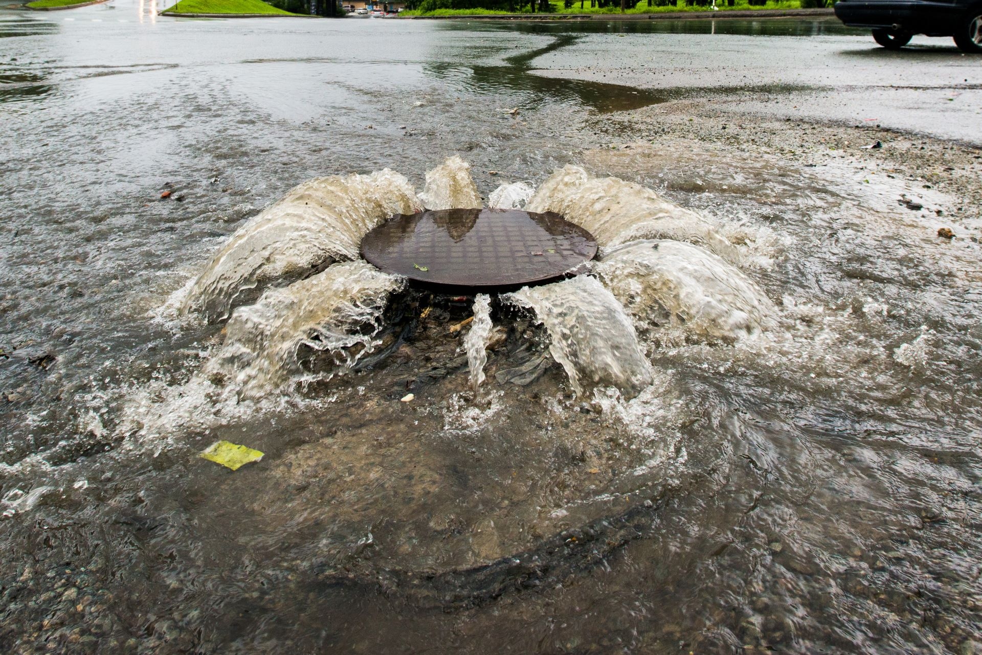 Colonial Country Club; Mississippi water leak