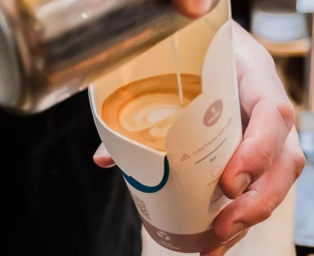The Good Cup, Remove plastic from coffee