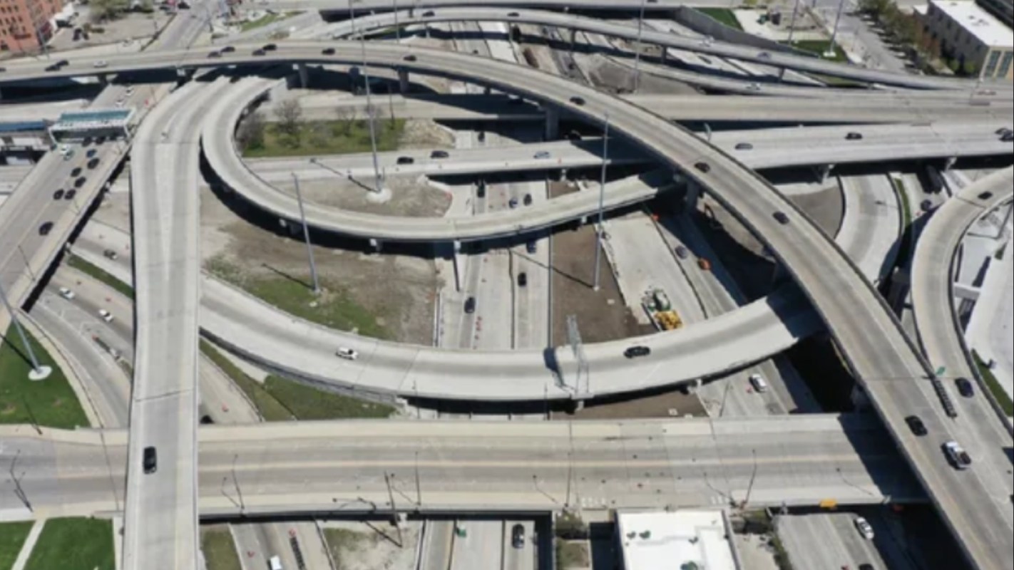A highway development plan shared by Illinois Governor J.B. Pritzker is sparking debate on a popular anti-car subreddit.