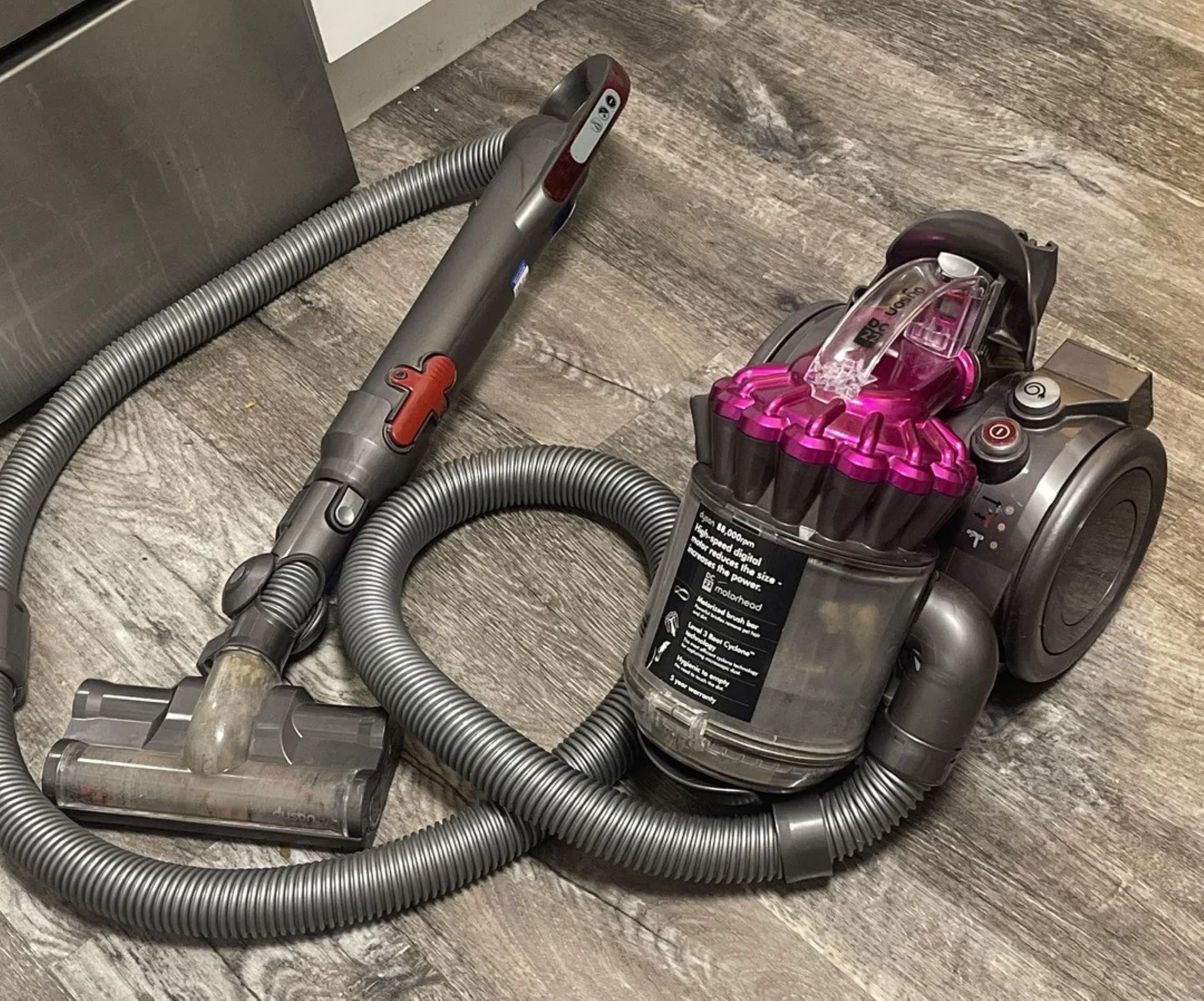 This lucky thrifter found a Dyson vacuum for only 40