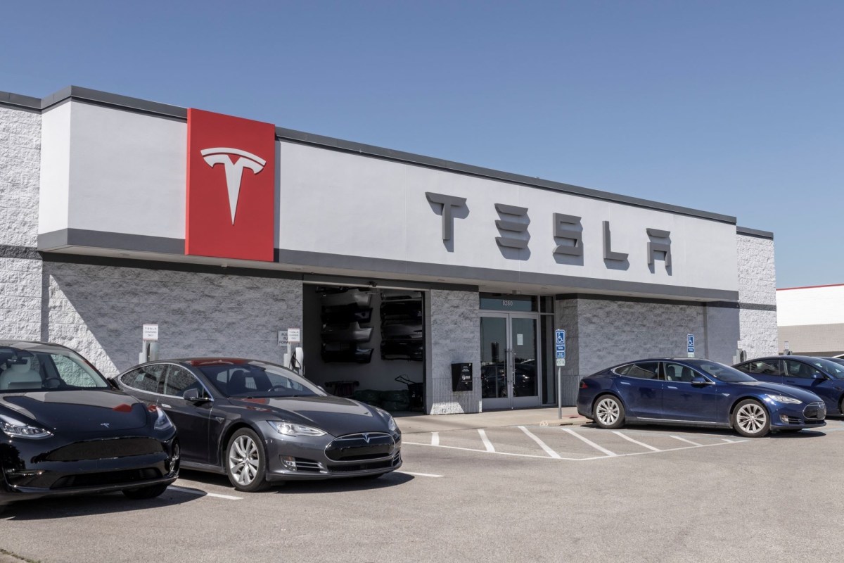 Tesla just dropped the price