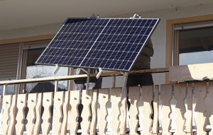 Recycle old solar panels, microwave