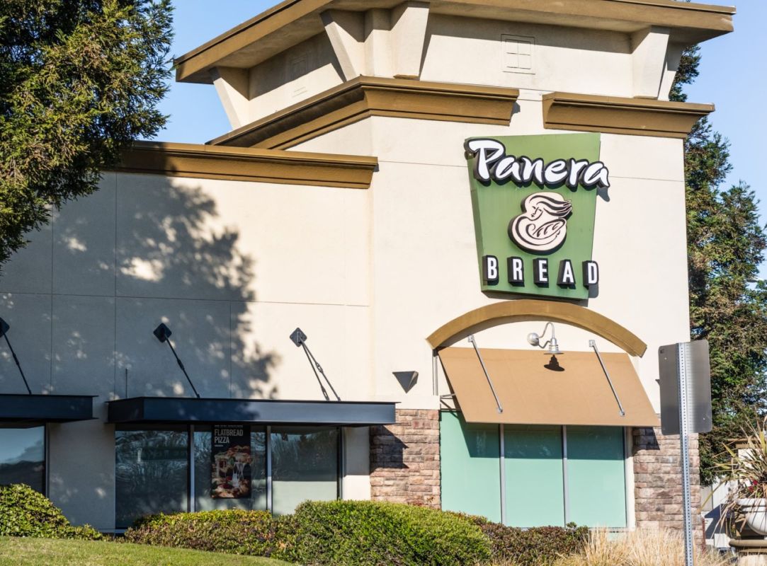 Panera Bread employee reveals the chain's food waste