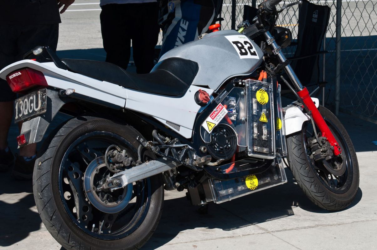 Roam creates new EV charging hubs for electric motorcycles
