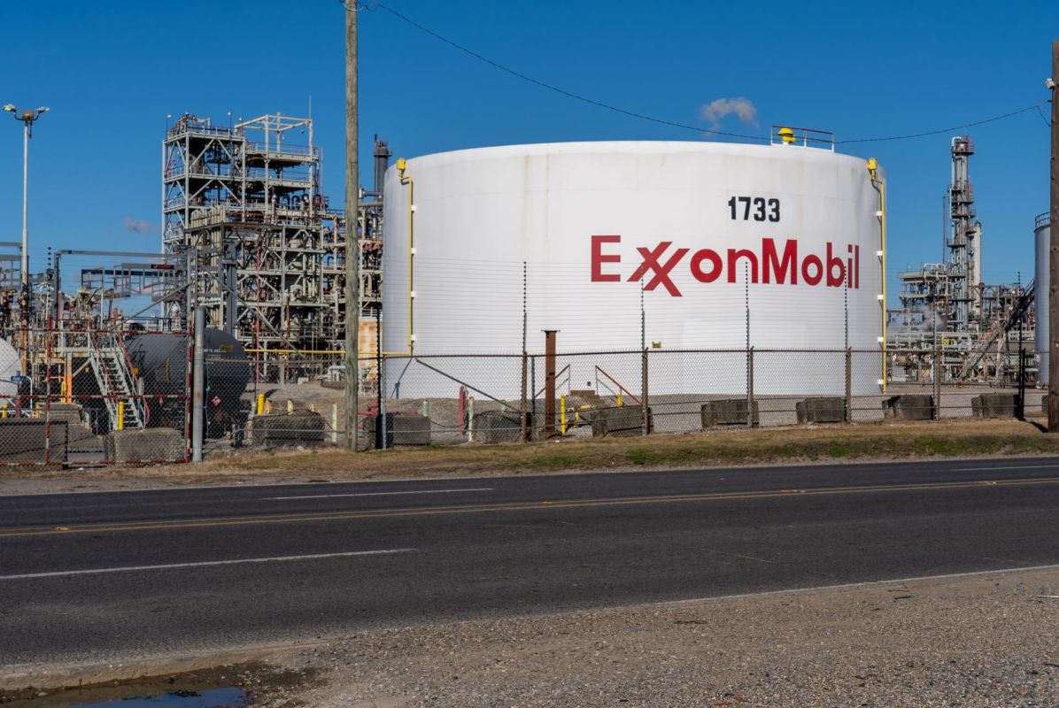 ExxonMobil's massive plastic 'recycling' plant in Texas