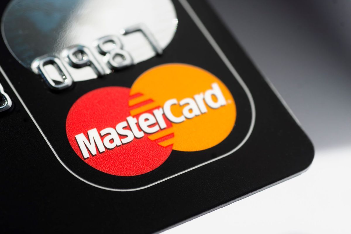 Mastercard credit and debit cards