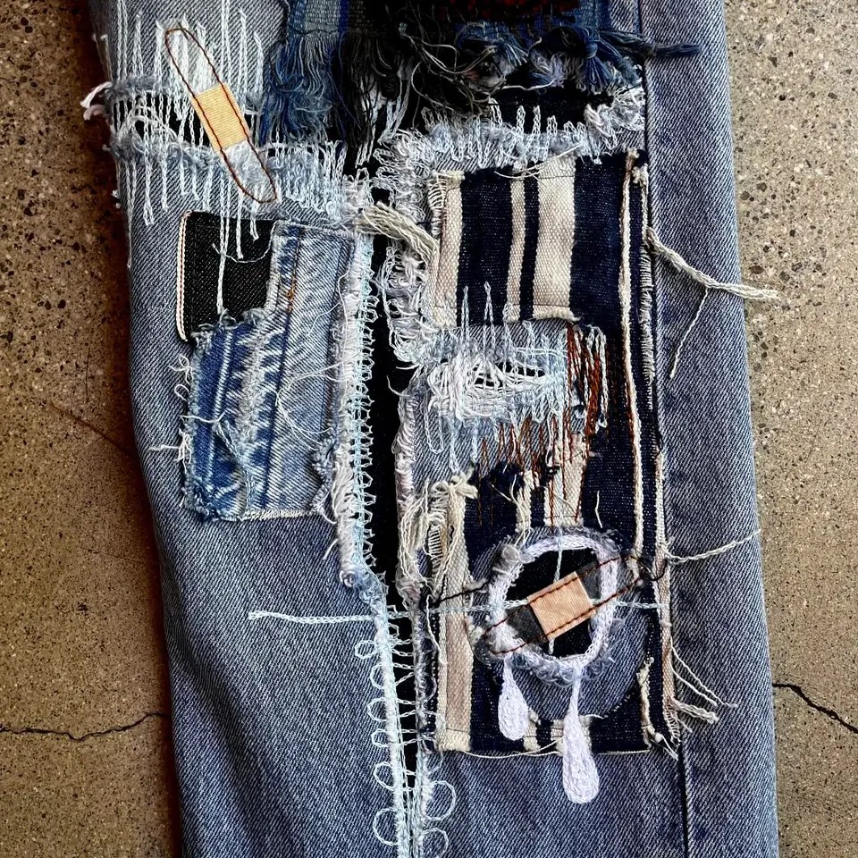 Jeans-mending transformation