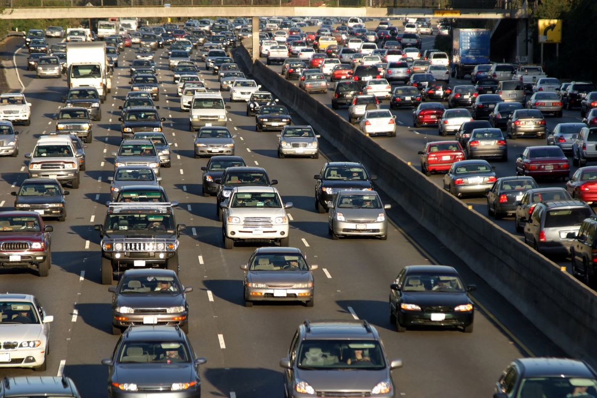 Traffic jam, Selling car to go car-free
