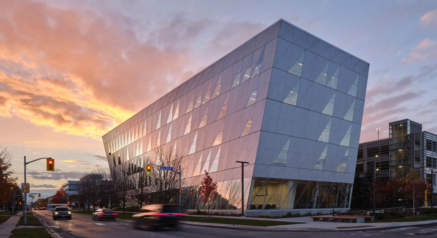 Low-carbon university, Building made of revolutionary new concrete