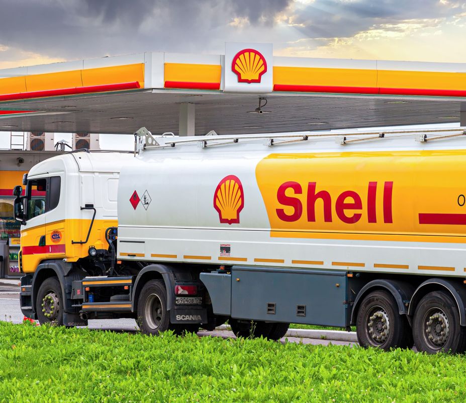 Shell leaves experts fuming with latest admission on 2050 pledge
