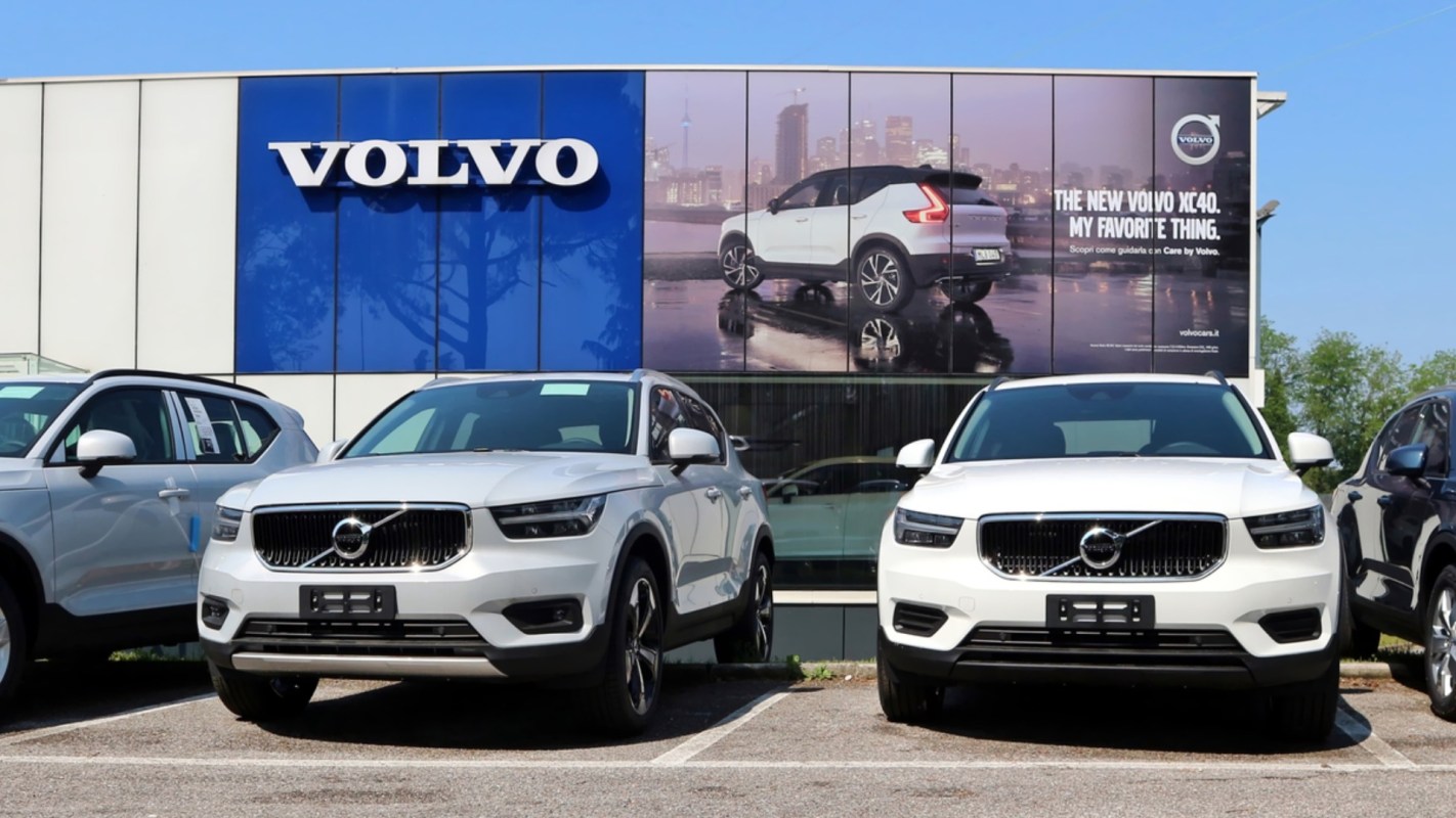 Volvo's Front Short Range Assist