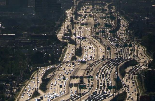 Dizzying photo of world's widest freeway