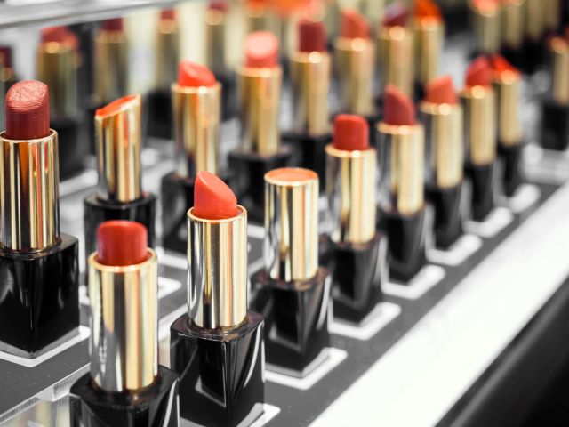 Image of influencer's lipstick collection sparks backlash online