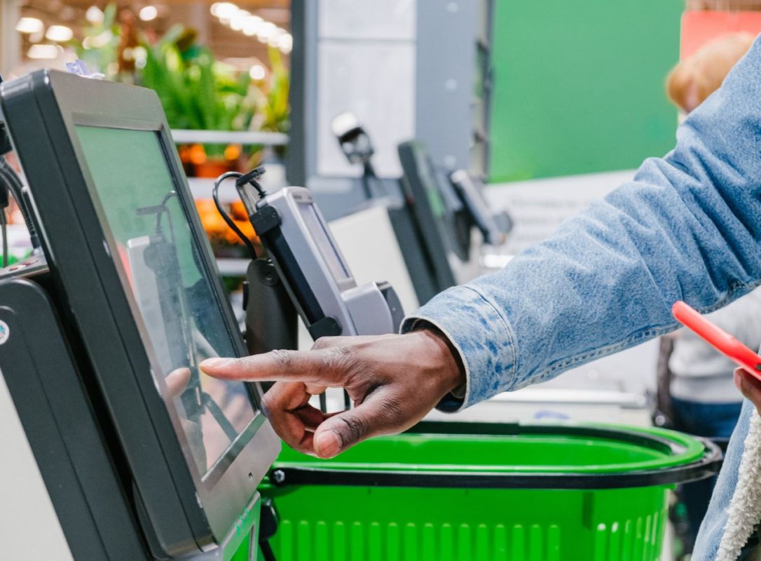 France, Major change to everyday customer checkout practices