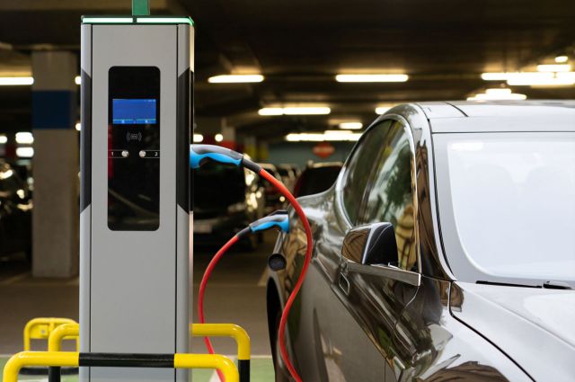 Nissan turning retired EV batteries into portable power stations.
