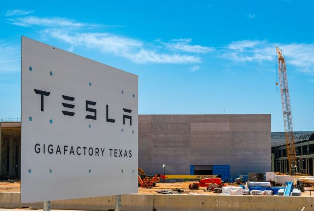 Cybertruck fleet sparks frenzy over long-awaited EV: