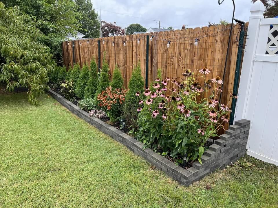 Redditor shares how to reuse recycled kitty litter containers