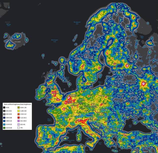 The map allows users to explore the phenomenon around the world.