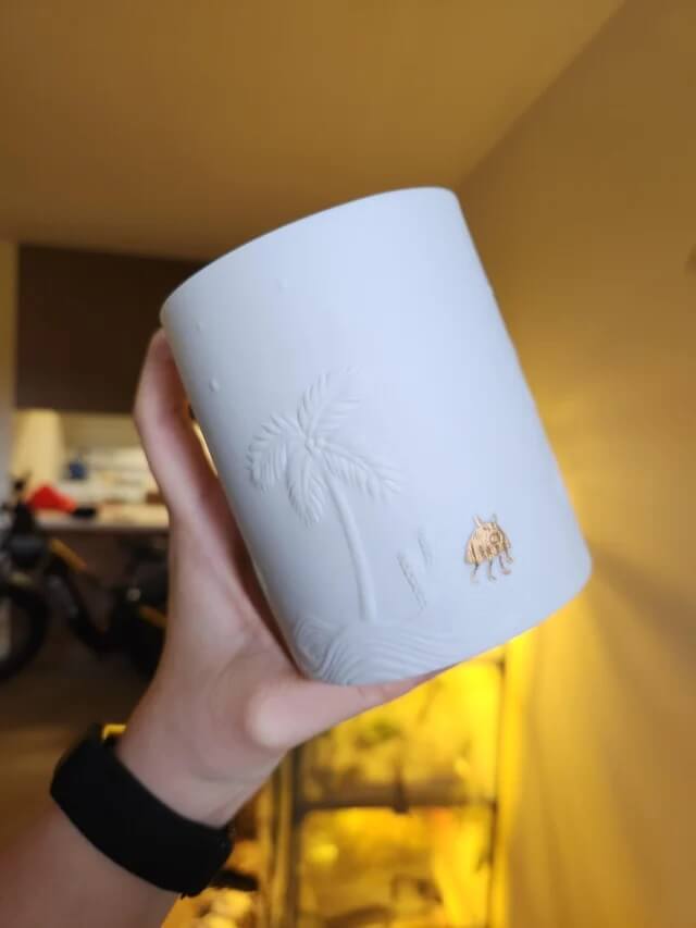 "All the rooms in my house smell rich."