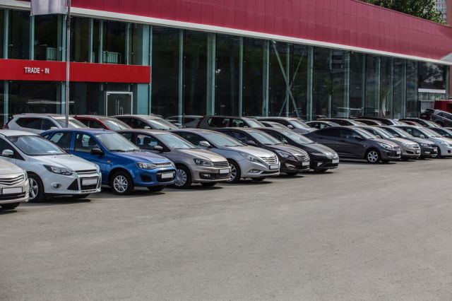 “Lug nuts come the same way."