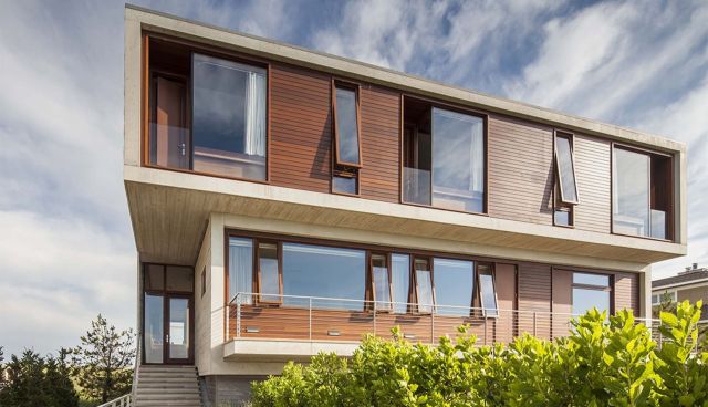 "With exposures to the Atlantic Ocean on one side and the bay on the other, the property is subjected to extreme coastal weather conditions."