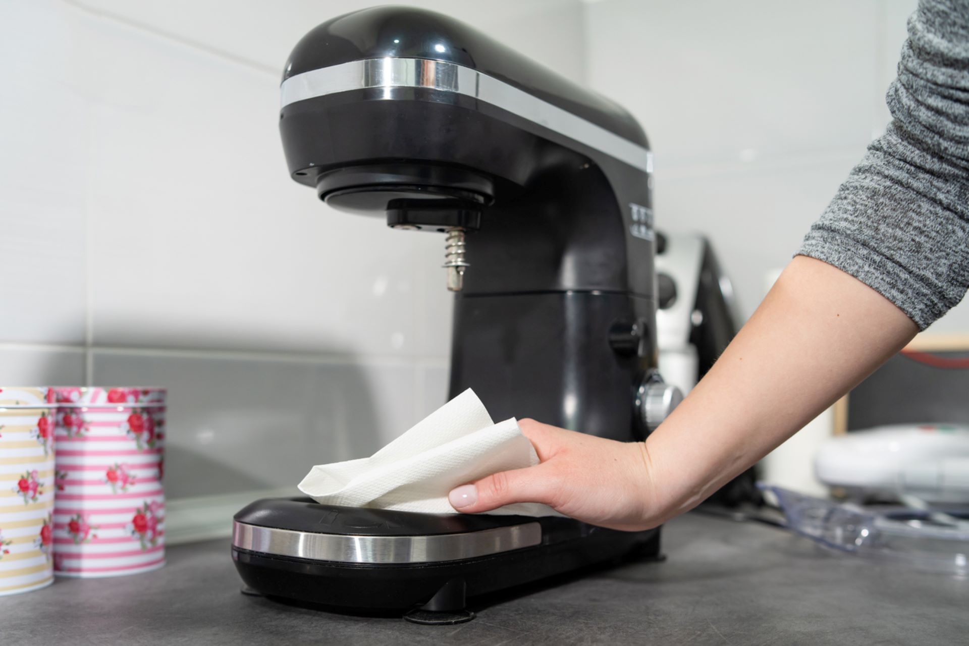 Shopper delighted after finding cult-classic kitchen appliance deeply discounted at thrift store: ‘I’ve been looking for one’