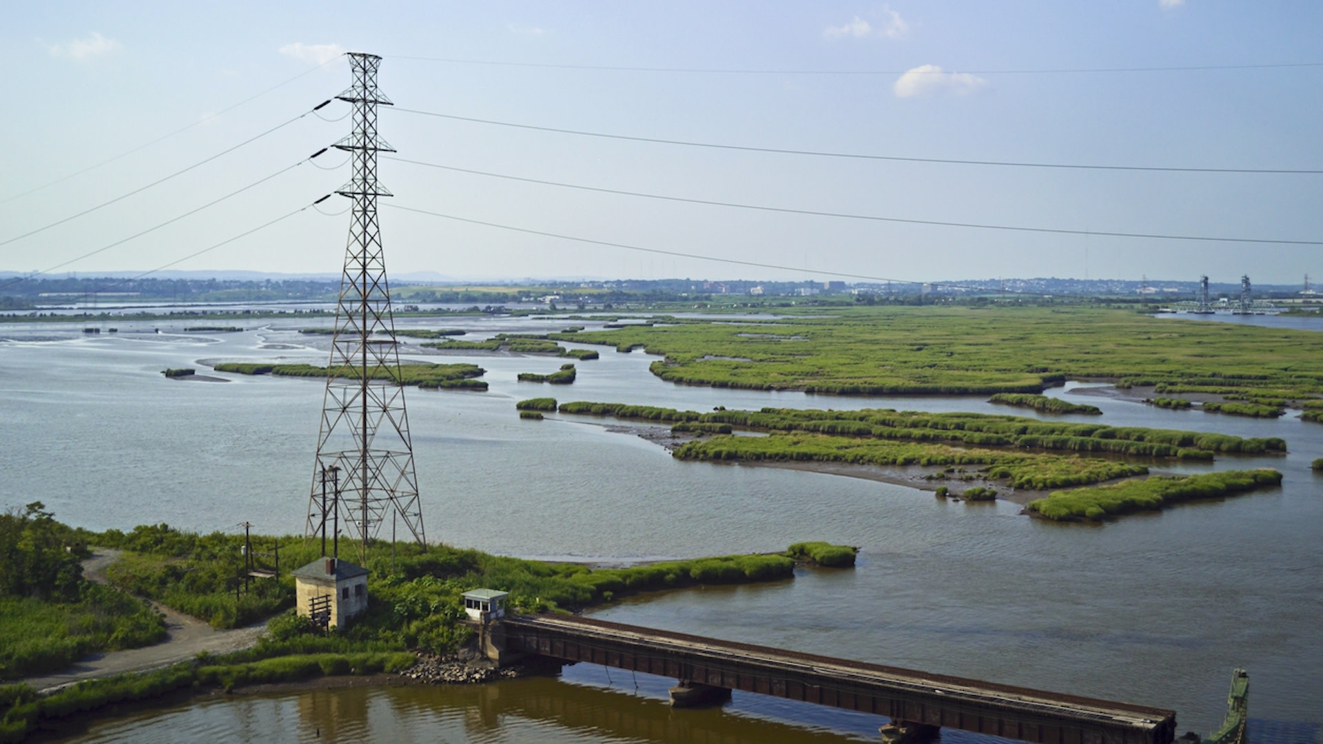 State officials launch 156 million program to set up free home energy