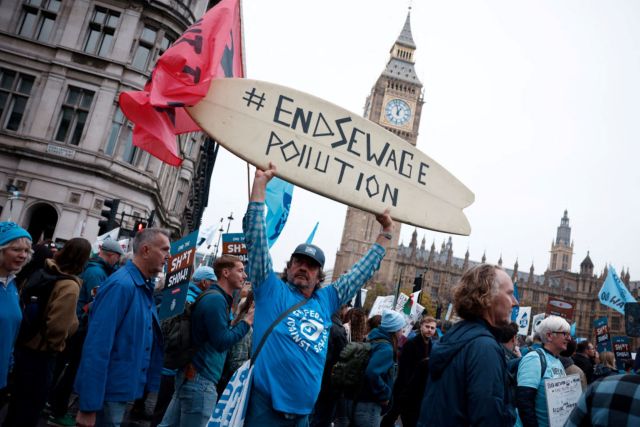 "His refusal to face the facts ... is setting captive bill payers up to bail out private equity."