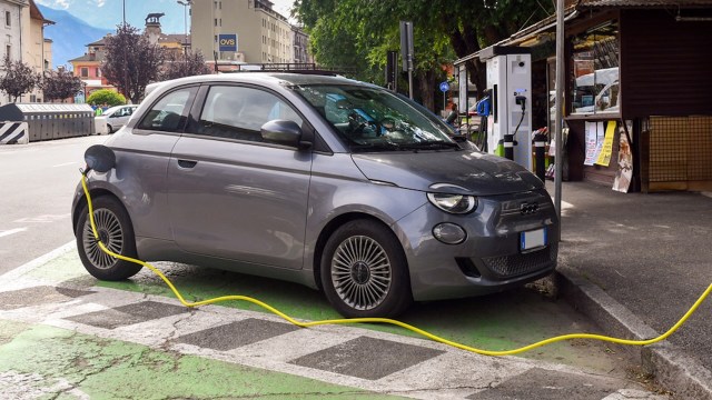 "By combining cutting-edge technology and strong partnerships, we're helping to transform the transportation and logistics sectors for a more sustainable future."