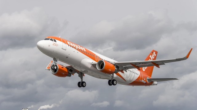 The new paint will be applied at MAAS Aviation in Dublin.