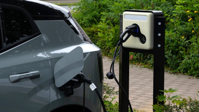 The researchers think they have solved some of the higher-voltage decay problems.