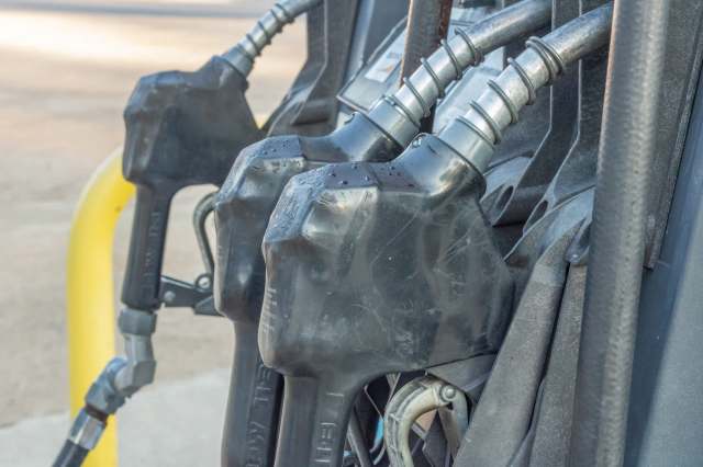 Congress hopes to agree to a policy before the summer, when many hit the road for vacations.