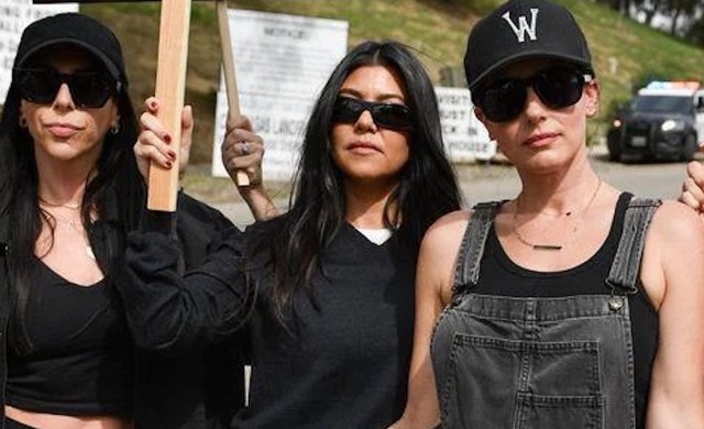 Commenters on the original post were understandably frustrated.