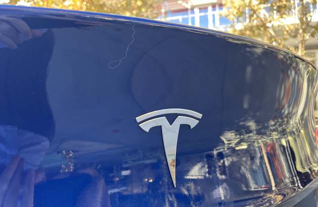 The owner asked the community for repair cost estimates and advice.