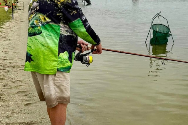 Local residents can participate and win cash.