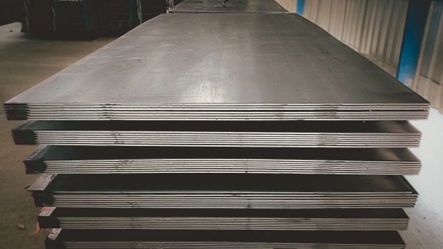 Researchers are optimistic that this new technology can lead to widespread pollution-free metal production.