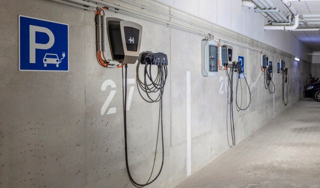 Faster charge speeds require both compatible batteries and capable stations.