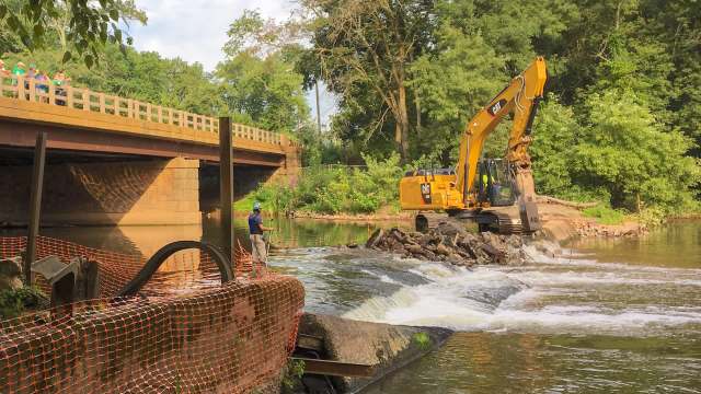 One expert began brainstorming about removing dams in 2004.