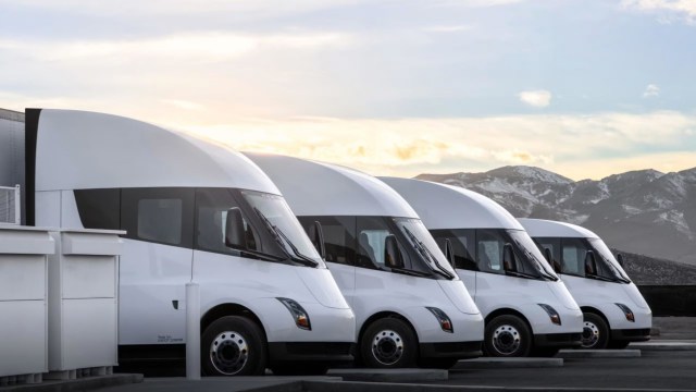 The Semi's arrival comes as more companies explore eco-friendly alternatives.