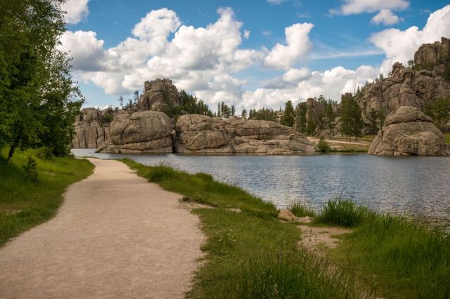 The buildup presents multiple issues.