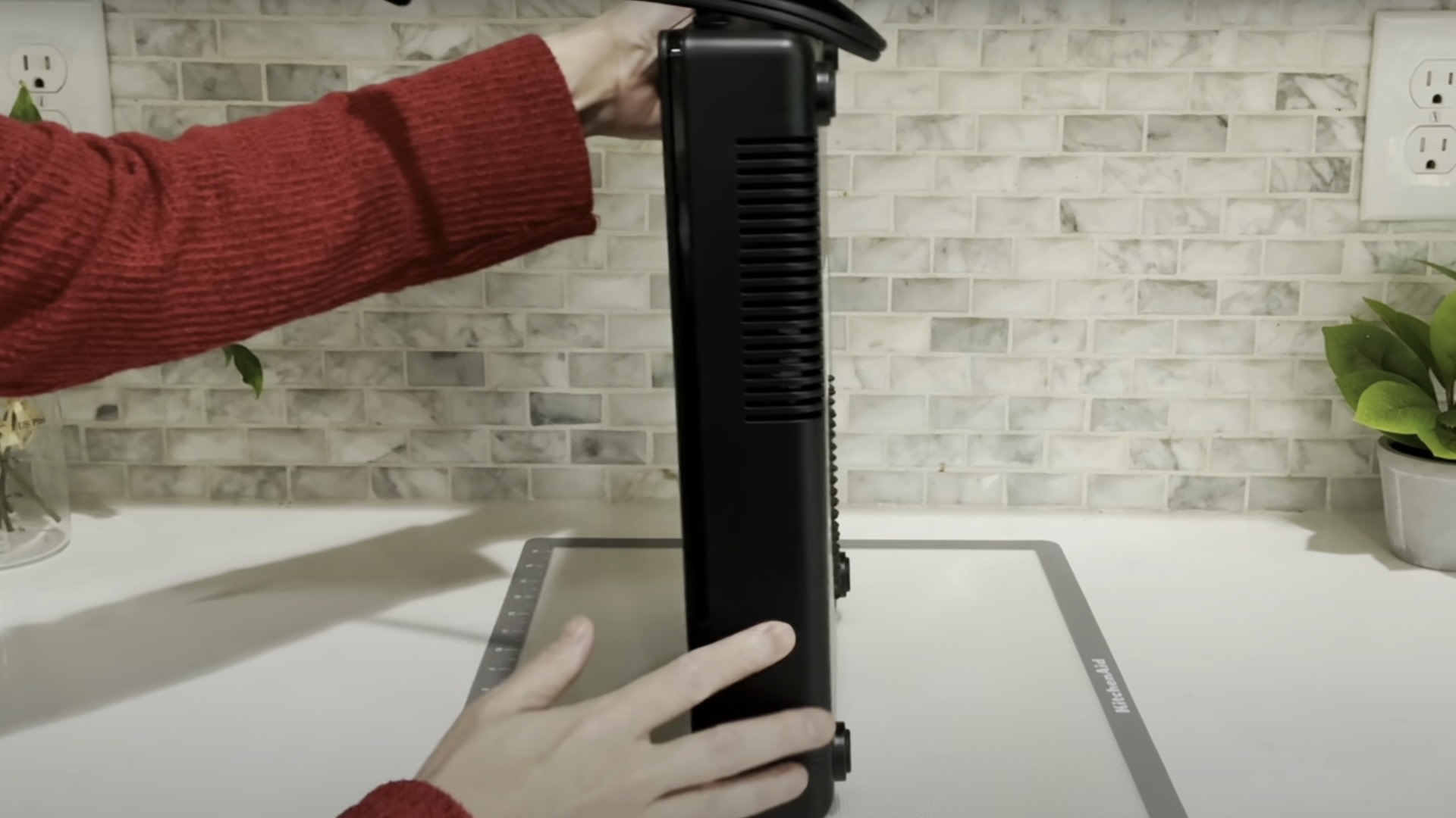 Expert gives honest review after trying out innovative kitchen appliance: 'Inexpensive for what you get'